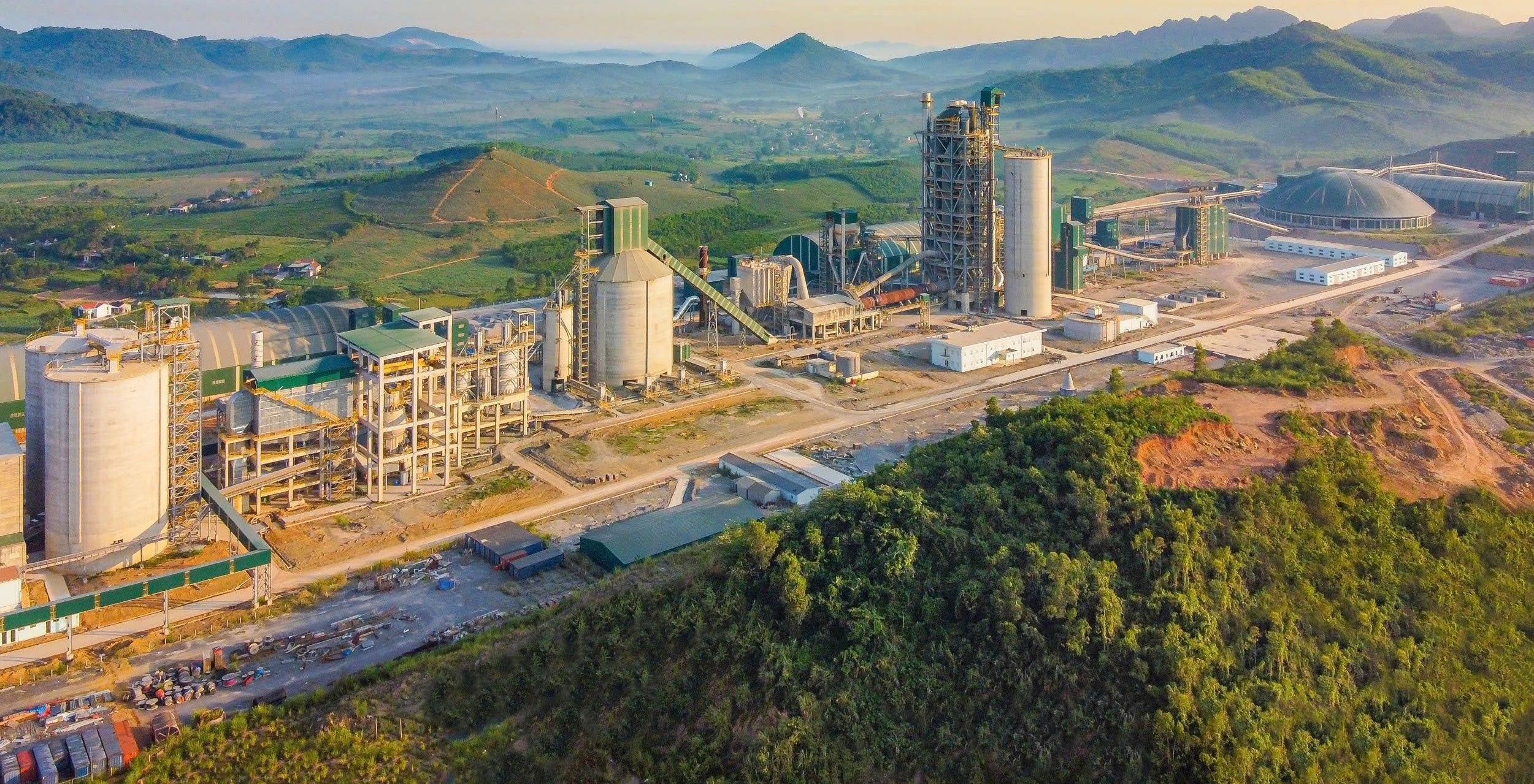 Tan Thang Cement Plant – ​​Leading technology, towards green production